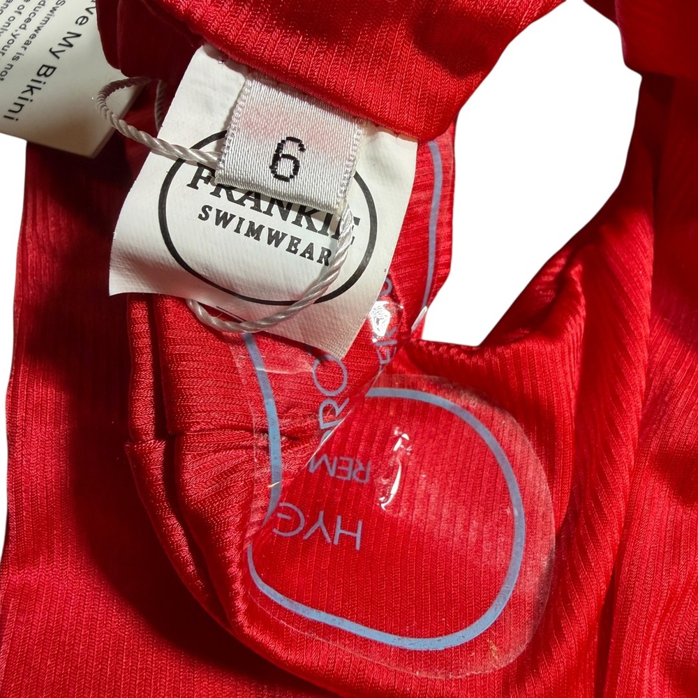 Frankie‎ Swimwear Bikini Bottoms Womens 6 Red Ribbed Ruched Cheeky New - Picture 3 of 3